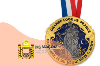 Fundação da Grande Loja da França e do Grande Oriente da França Gênese Estrutura e Ruptura na Maçonaria Francesa